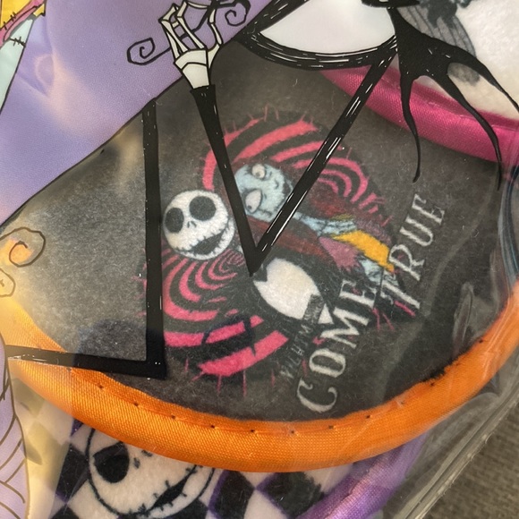 Reusable Cleansing Pads: The Nightmare Before Christmas - Picture 4 of 5